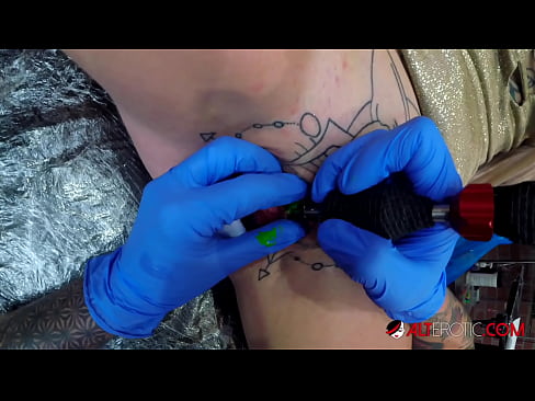 ❤️ An hottie thar a bheith tattooed Sully Savage fuair tattoo ar a clitoris Físeán fucking  ag ga.vlad-massage-salon.ru ❌️❤
